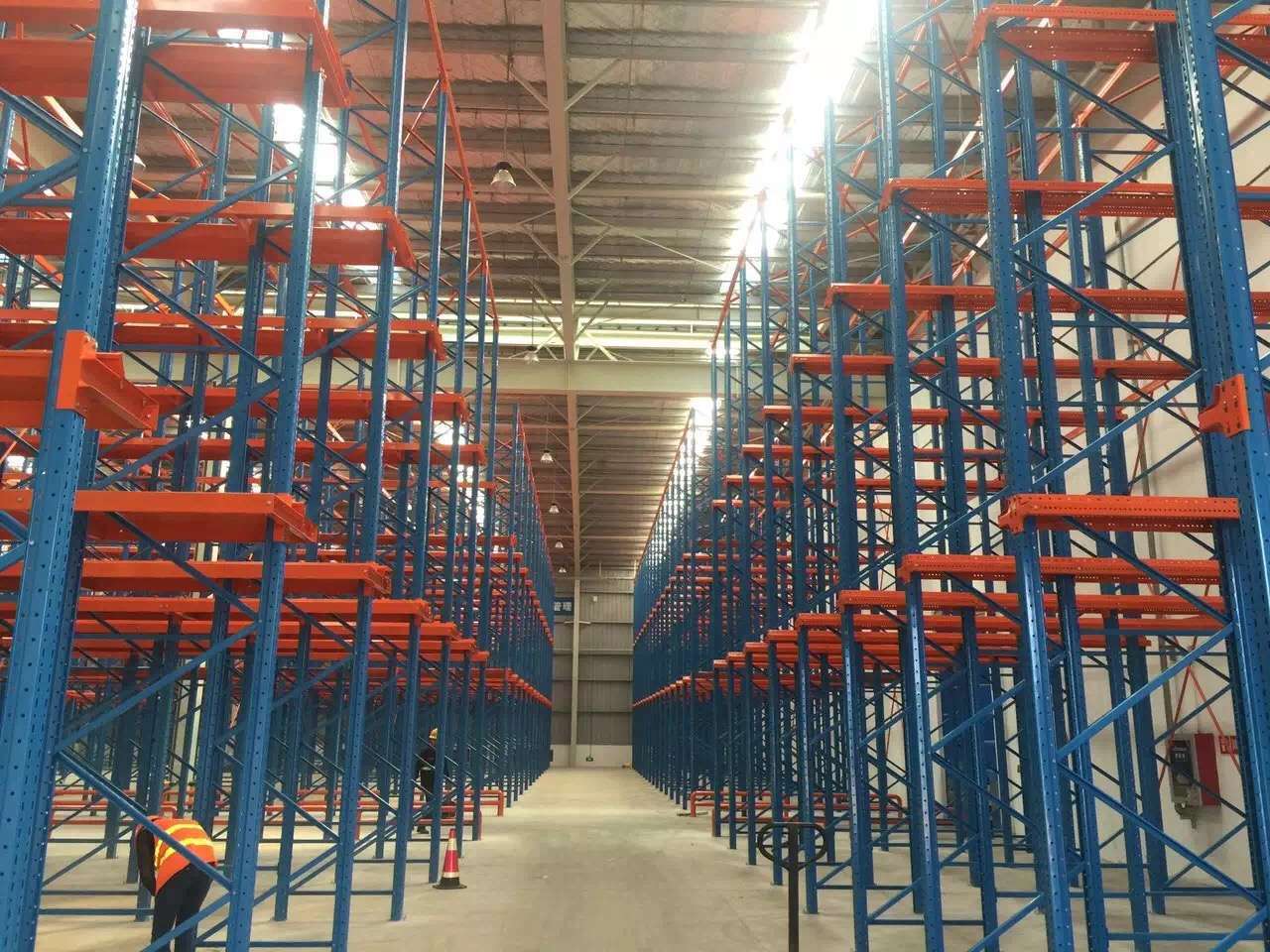 仓库先进先出模式的设计需要考虑哪些因素？