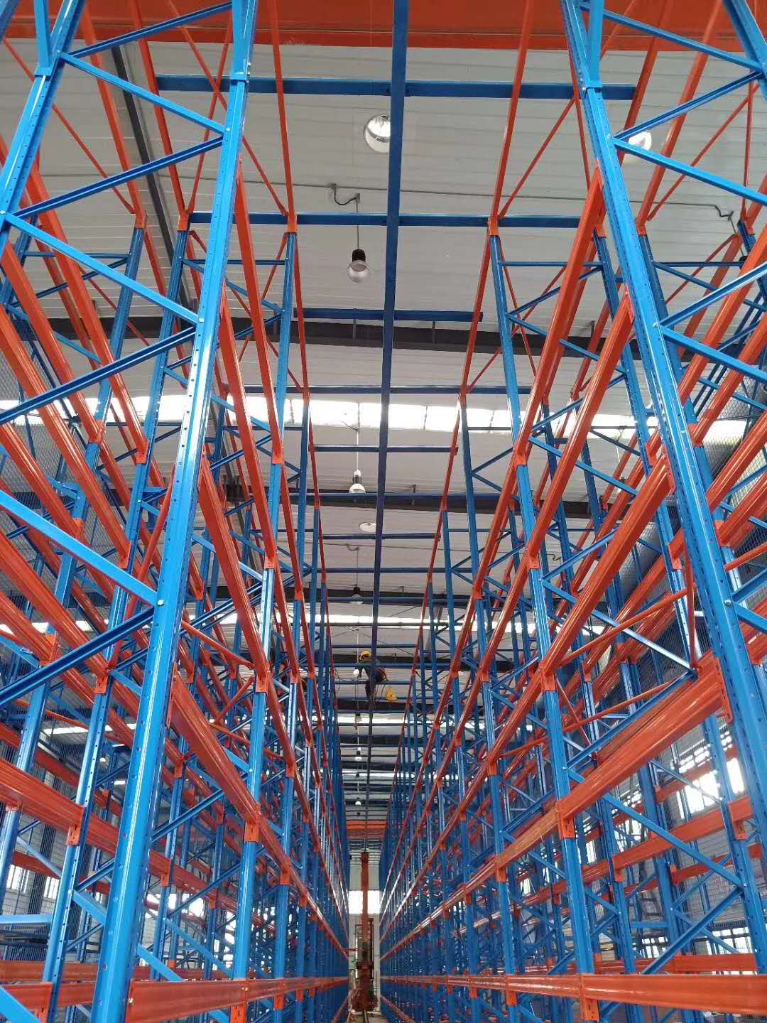  极速电竞网页版离不开的基础载体 —— 货架的核心作用全解析